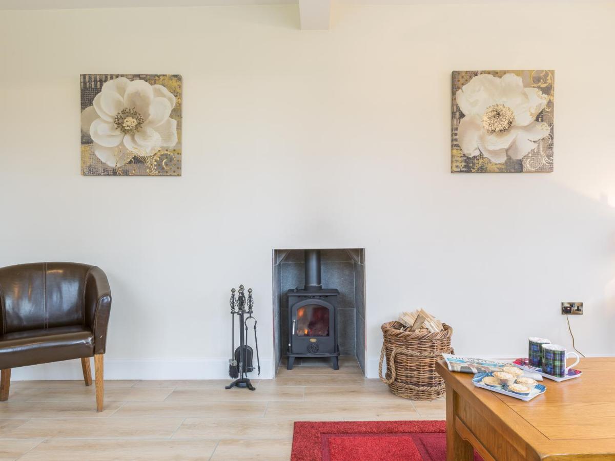 Chauffeur'S Cottage With Hot Tub Cray  Bagian luar foto