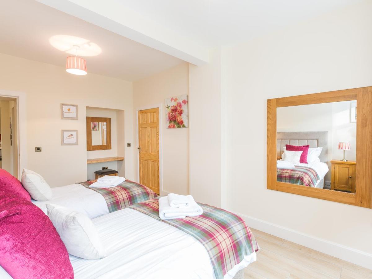 Chauffeur'S Cottage With Hot Tub Cray  Bagian luar foto