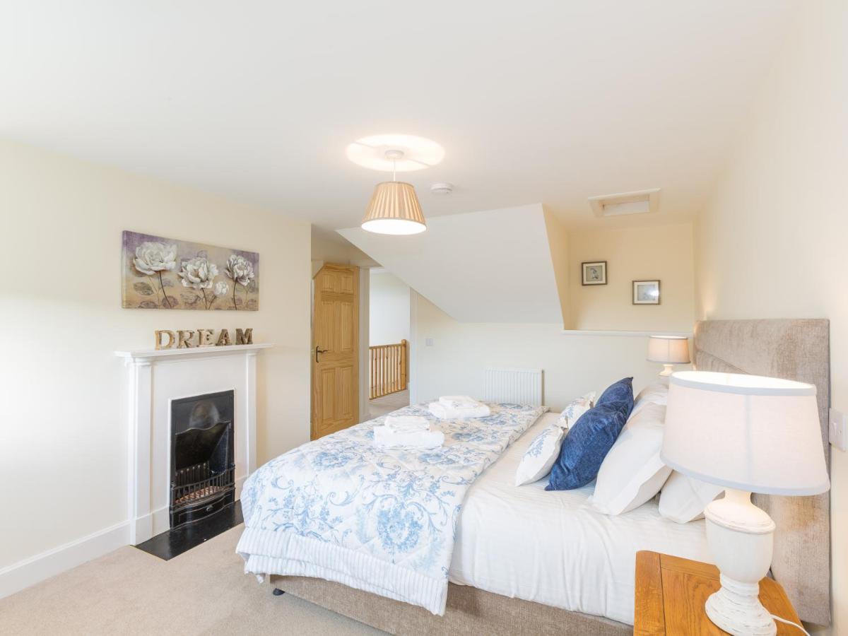 Chauffeur'S Cottage With Hot Tub Cray  Bagian luar foto